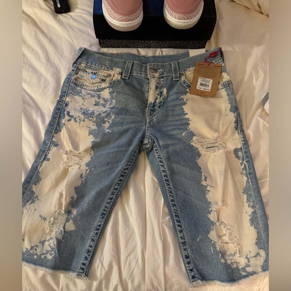 NEW MENS VINTAGE TRUE RELIGION SHORTS